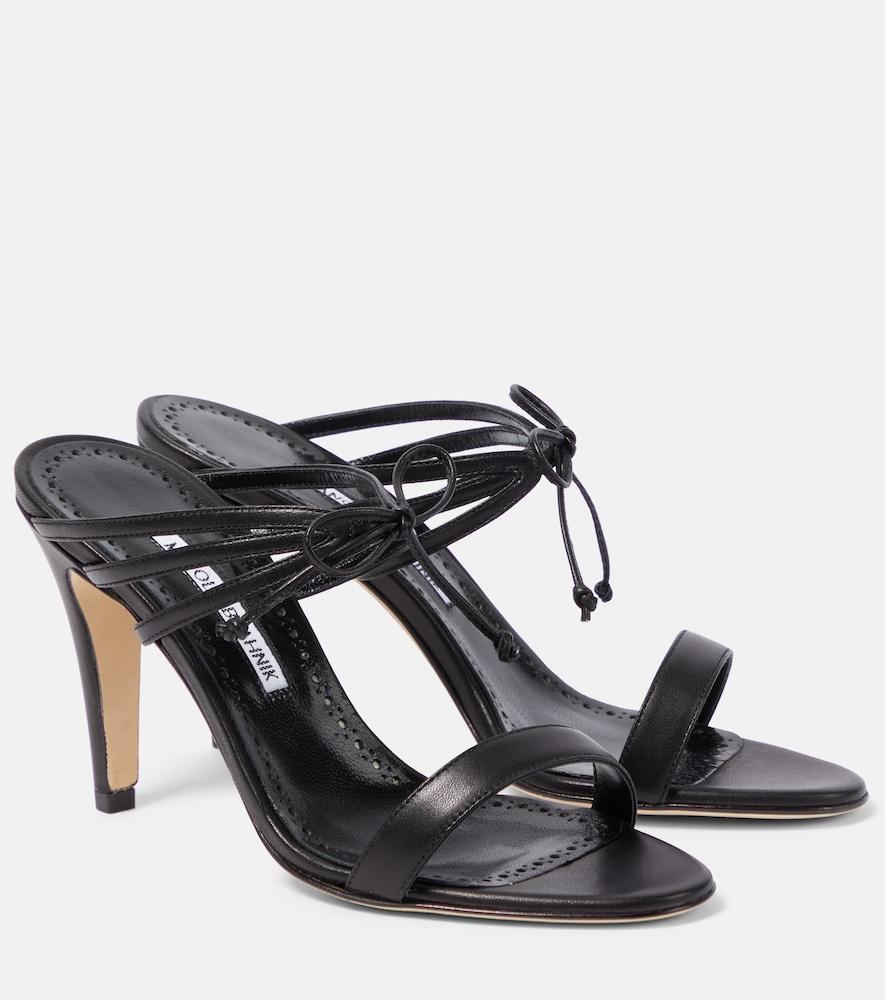 manolo blahnik bomasan 90 leather mules
