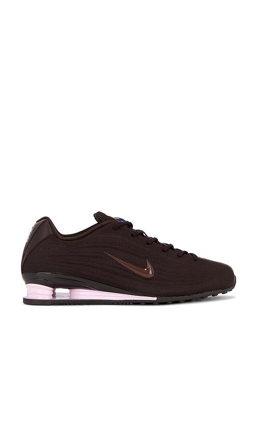 nike shox z sneaker in brown. - size 7 (also in 9)