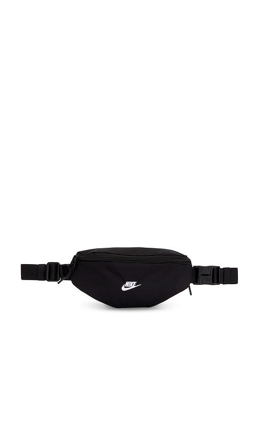 nike waist pack in black.