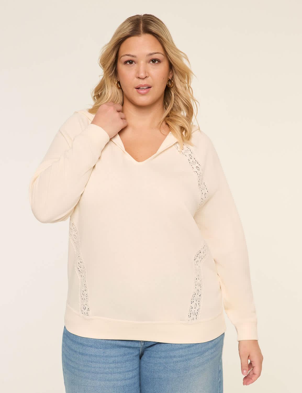 notch-neck crochet-trim hoodie