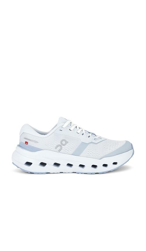 on cloudrunner 3 sneaker in baby blue. - size 10 (also in 7, 7.5, 8, 8.5, 9, 9.5)