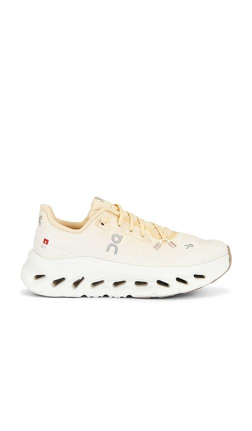 on cloudtilt sneaker in yellow. - size 6 (also in 7, 7.5, 8, 8.5)