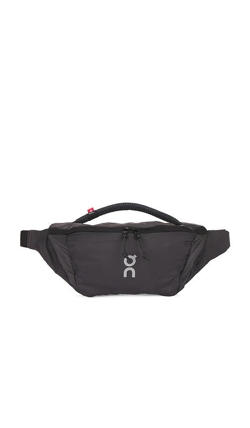 on waist pack 2l lite in black.