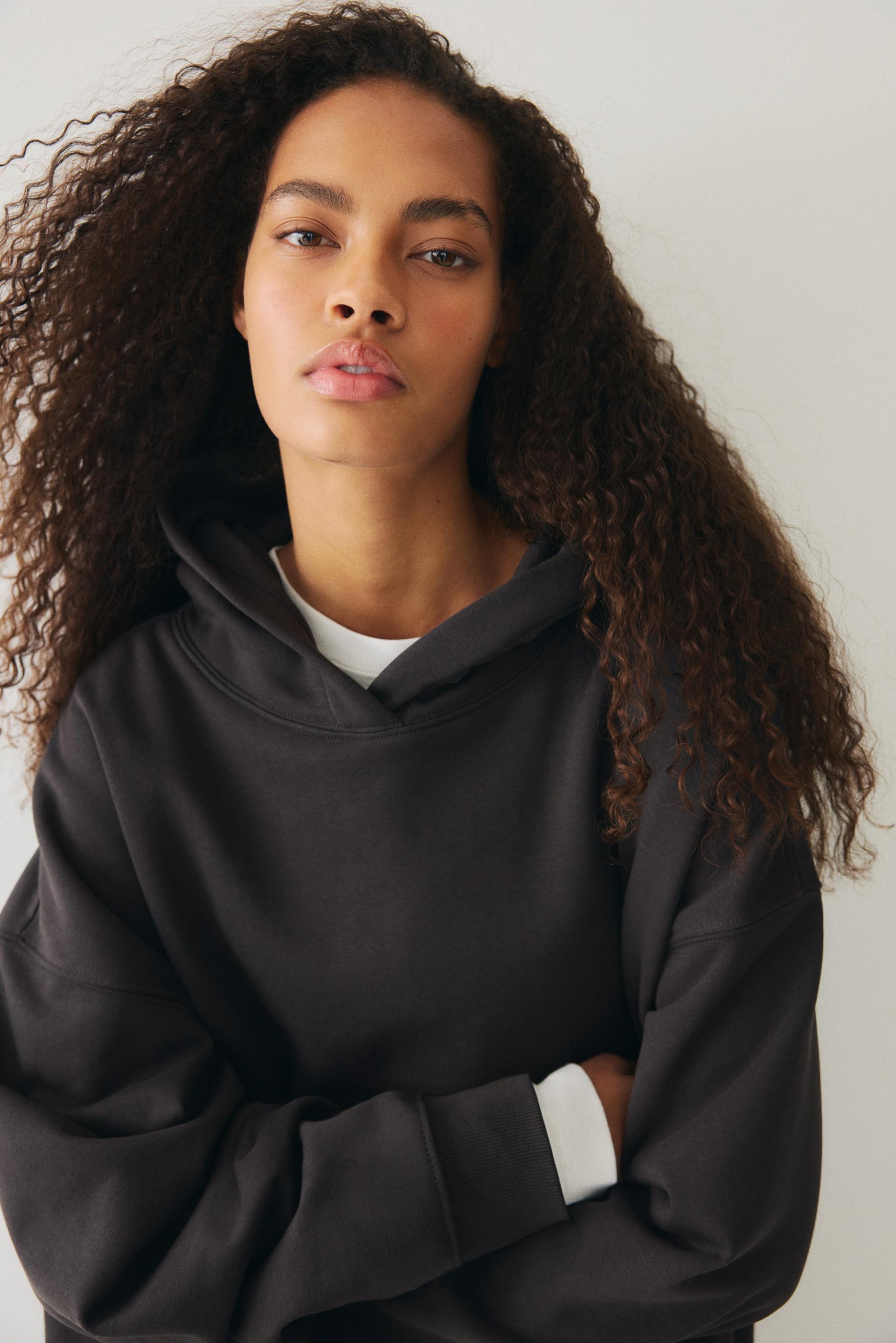 oversized hoodie