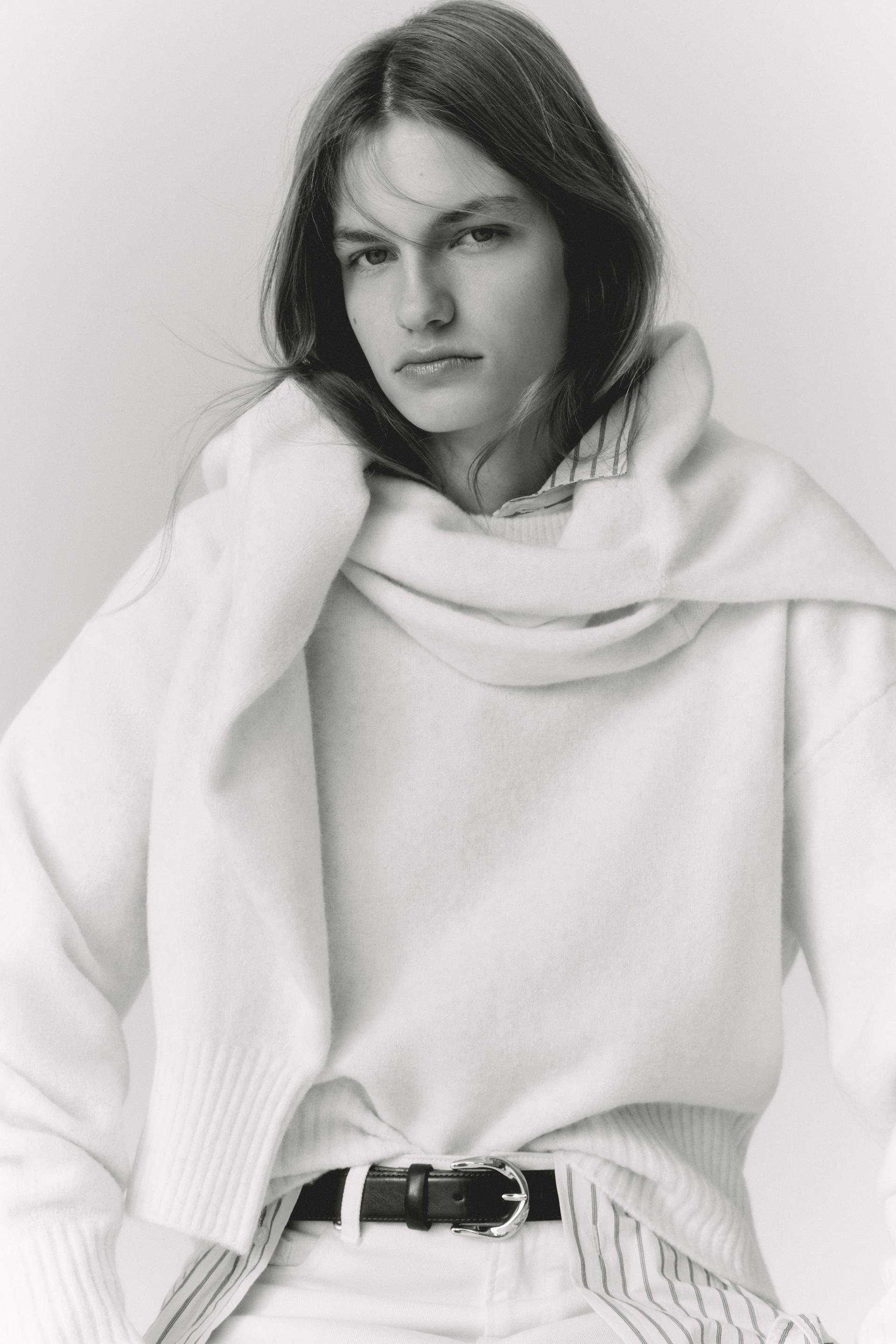 oversized sweater