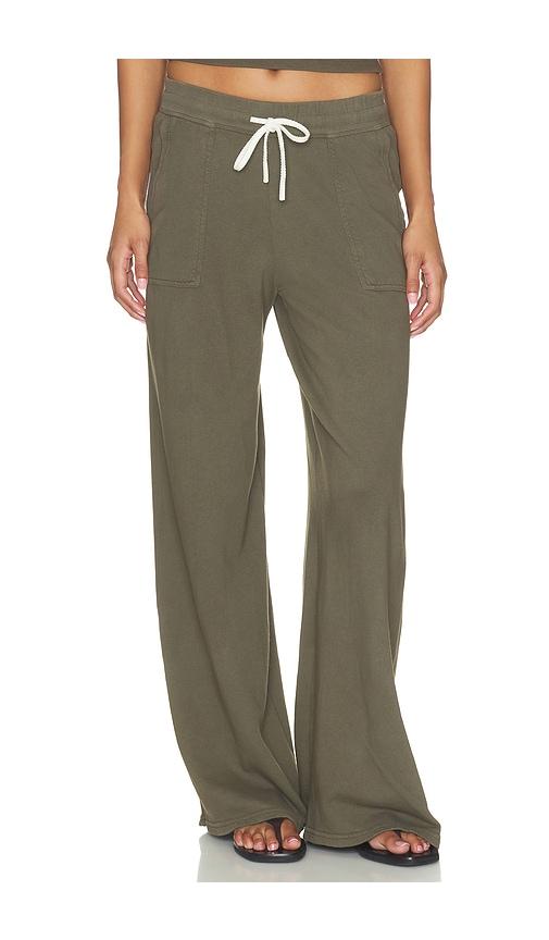 perfectwhitetee noa pocket pant with drawcord in olive. - size m (also in xs, s)
