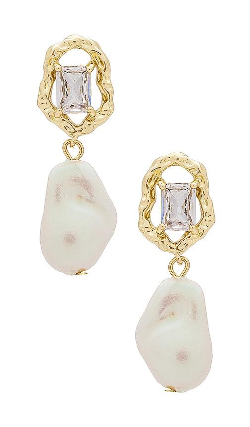 petit moments abigail earrings in white.