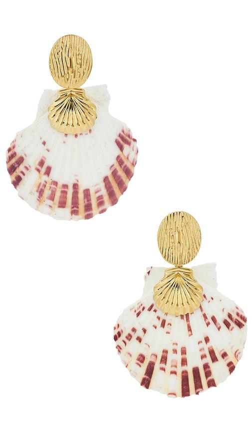 petit moments embellished shell earrings in neutral.
