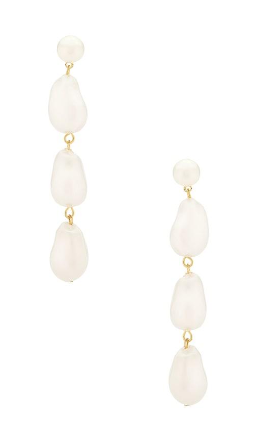 petit moments lilly earrings in ivory.
