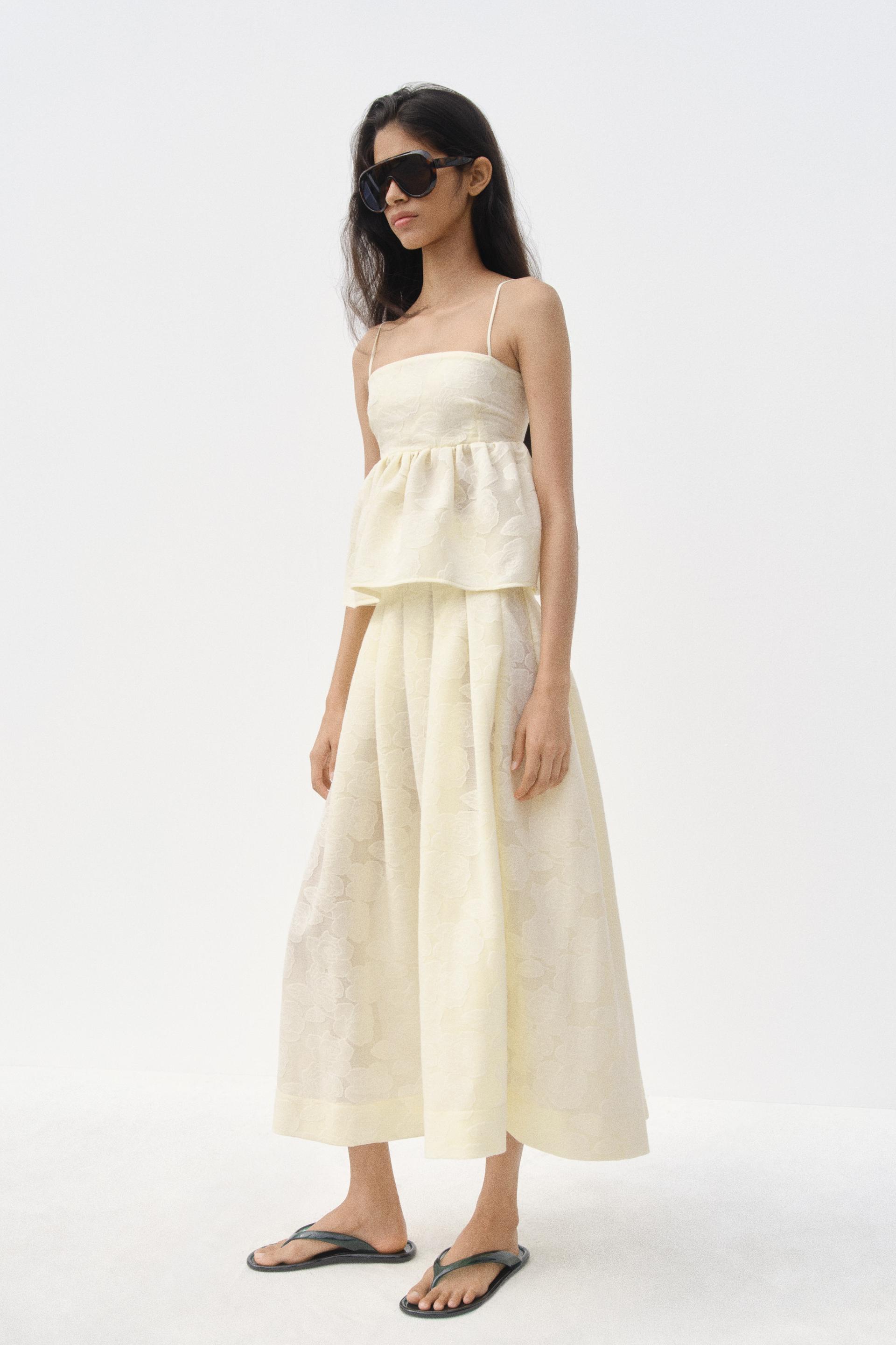 pleated jacquard-weave skirt