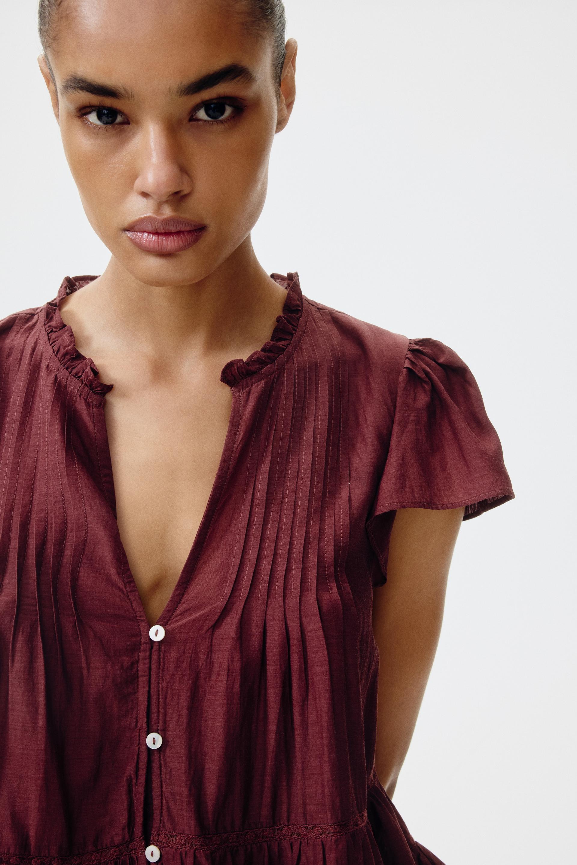 puff-sleeved blouse