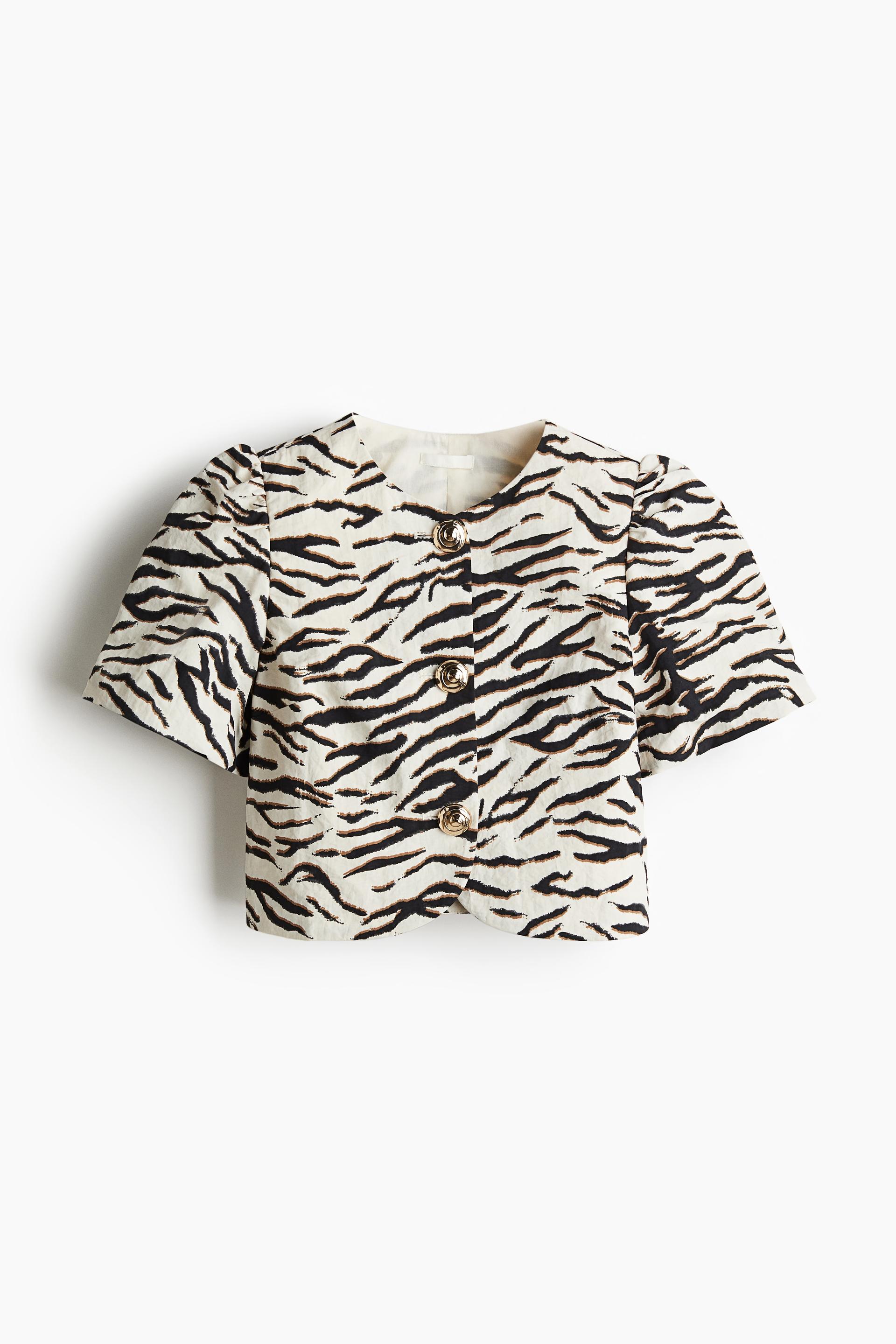 puff-sleeved blouse