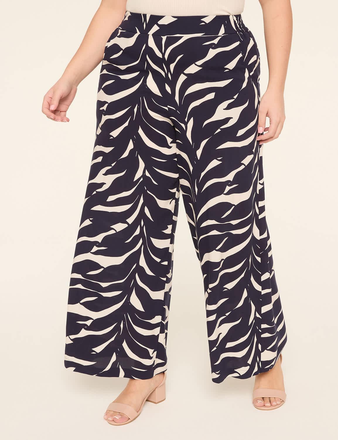 pull-on printed wide leg pant