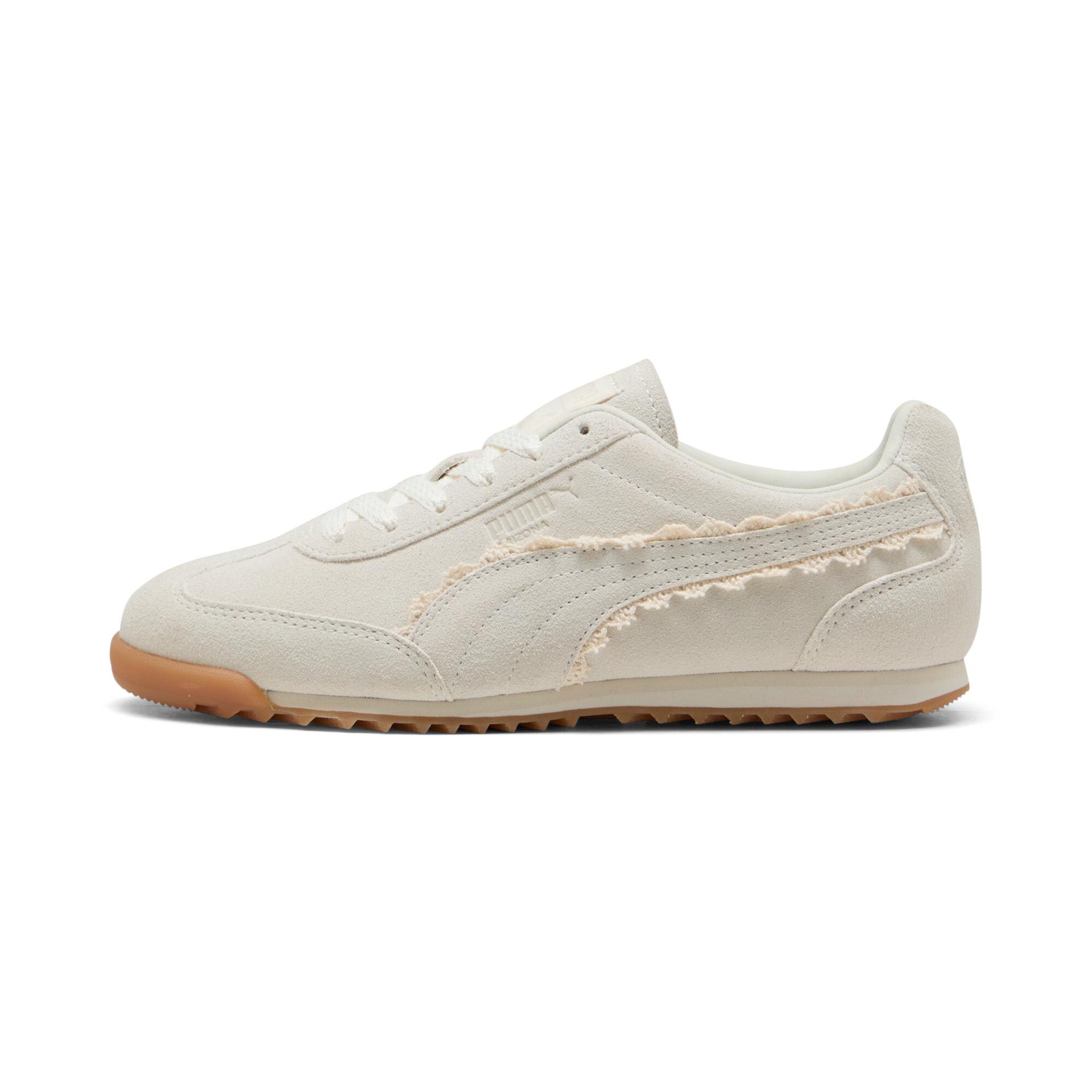 puma arizona lace women's sneakers in white, size 10