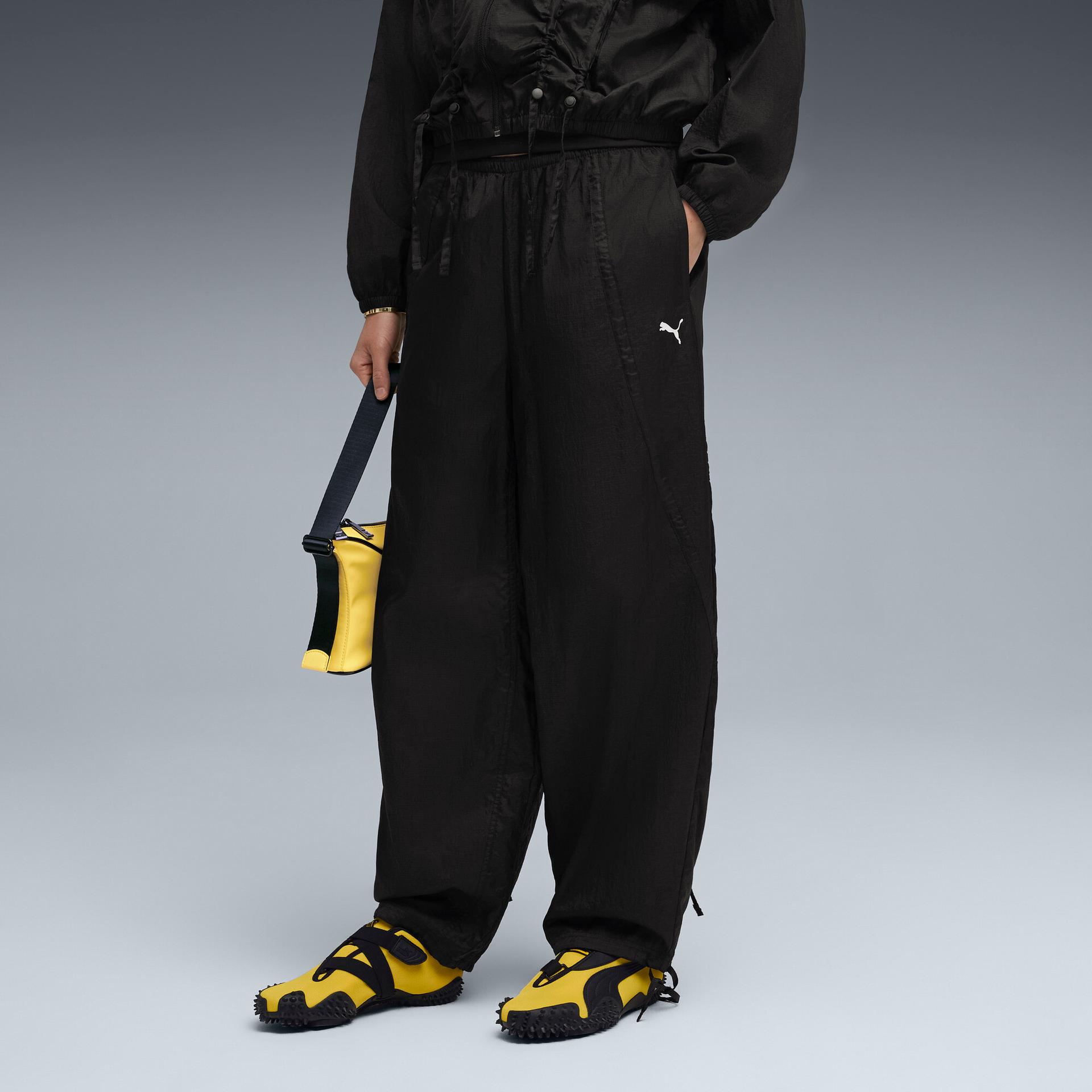 puma dare to women's oversized ripstop pants in black, size s