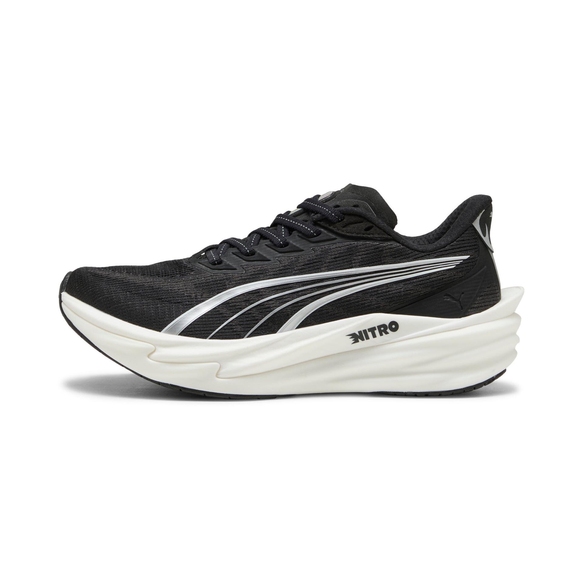 puma deviate nitroâ¢ 4 women's road running shoes in black, size 10.5