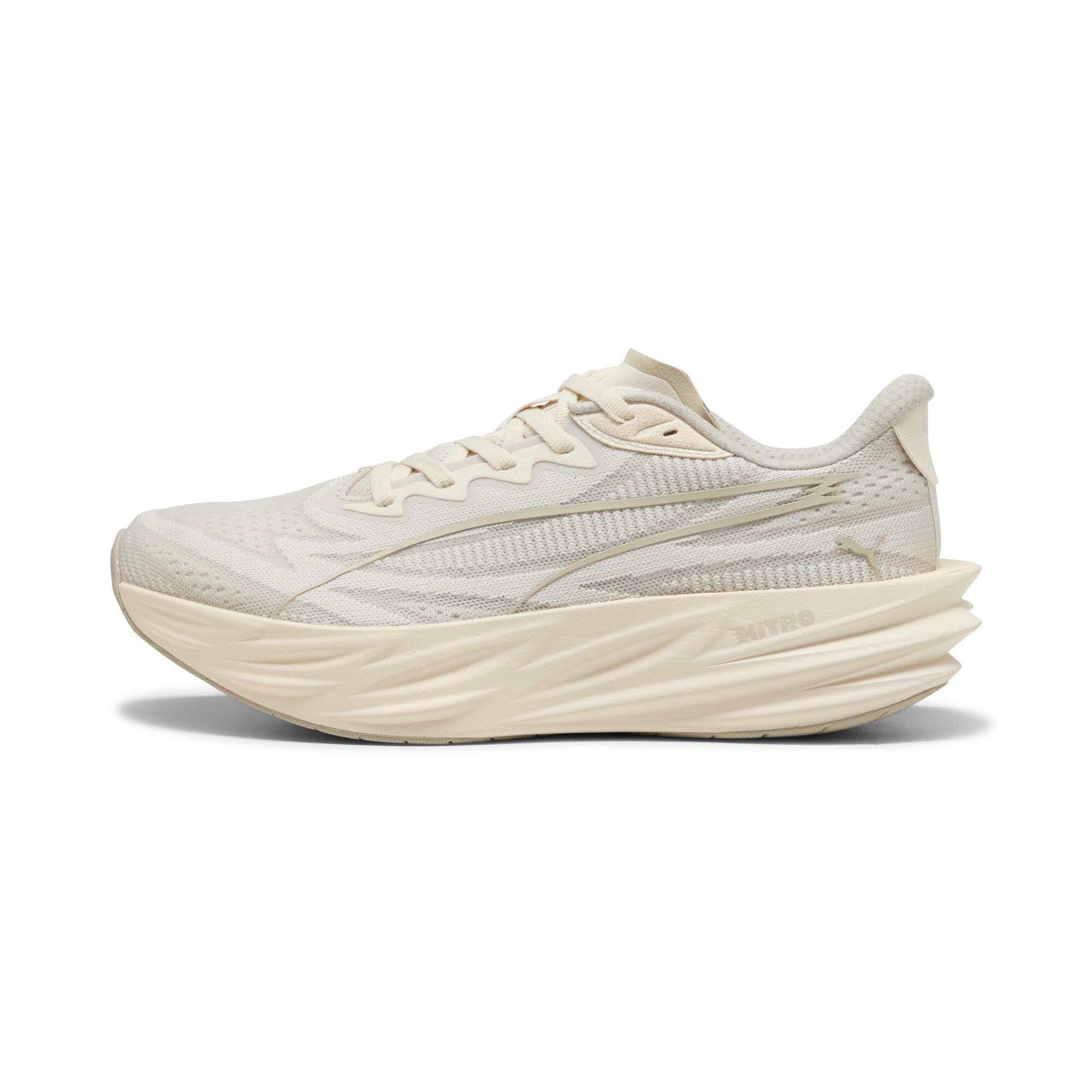 puma deviate pure nitroâ¢ women's running shoes in white, size 9