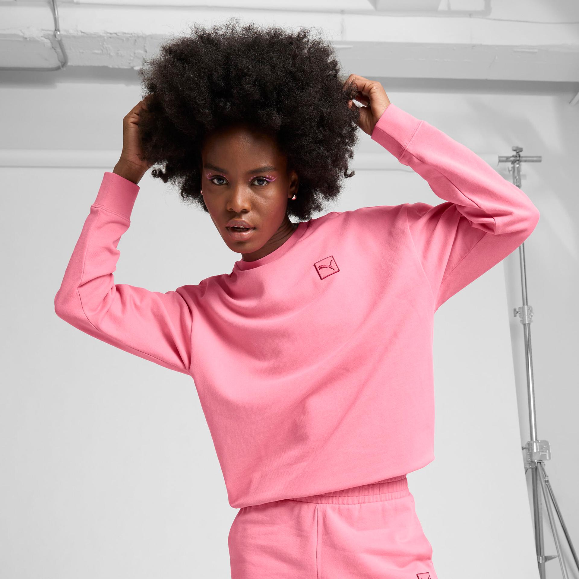 puma elevated essentials women's comfort crew sweatshirt in pink, size xl