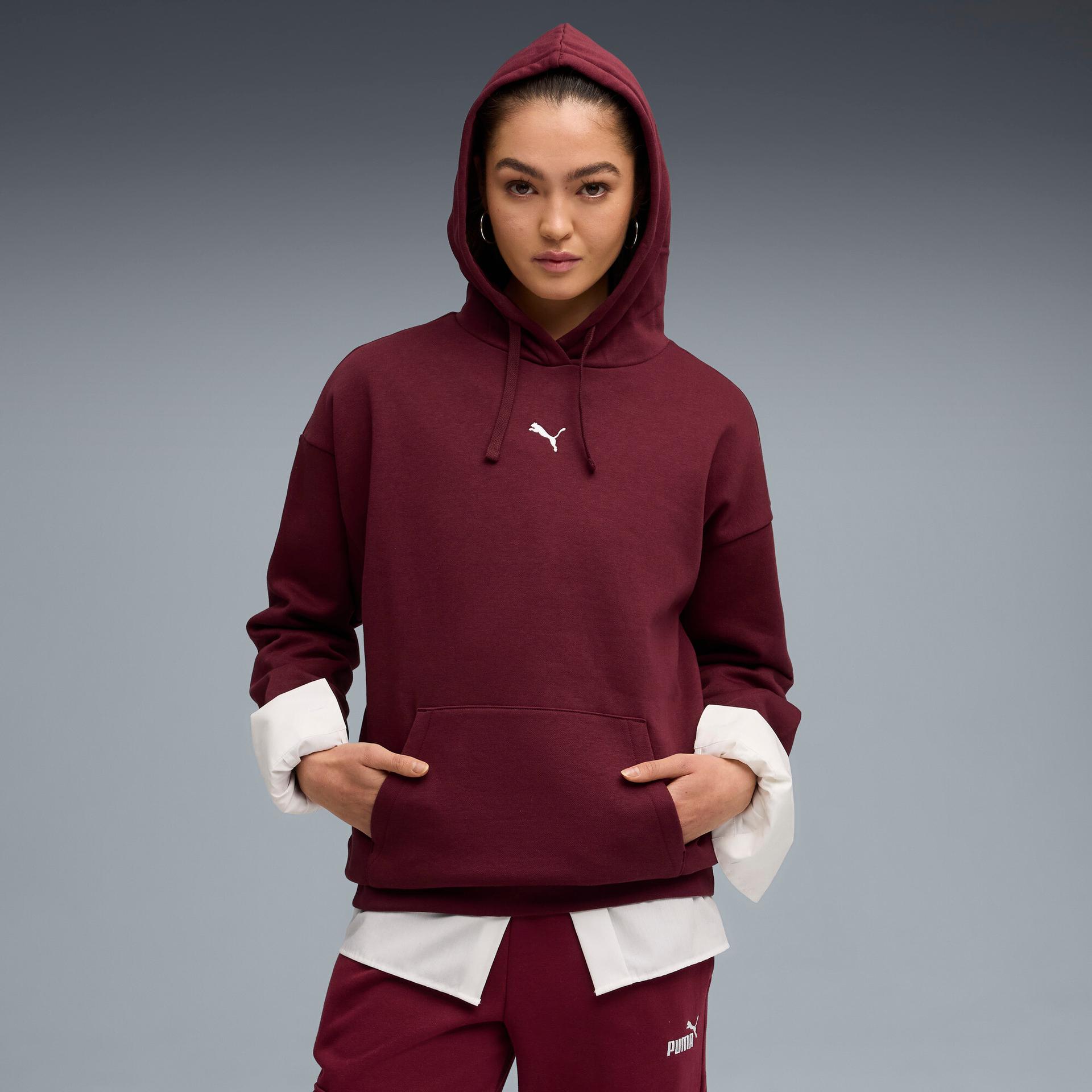 puma essentials women's oversized hoodie in red, size xl