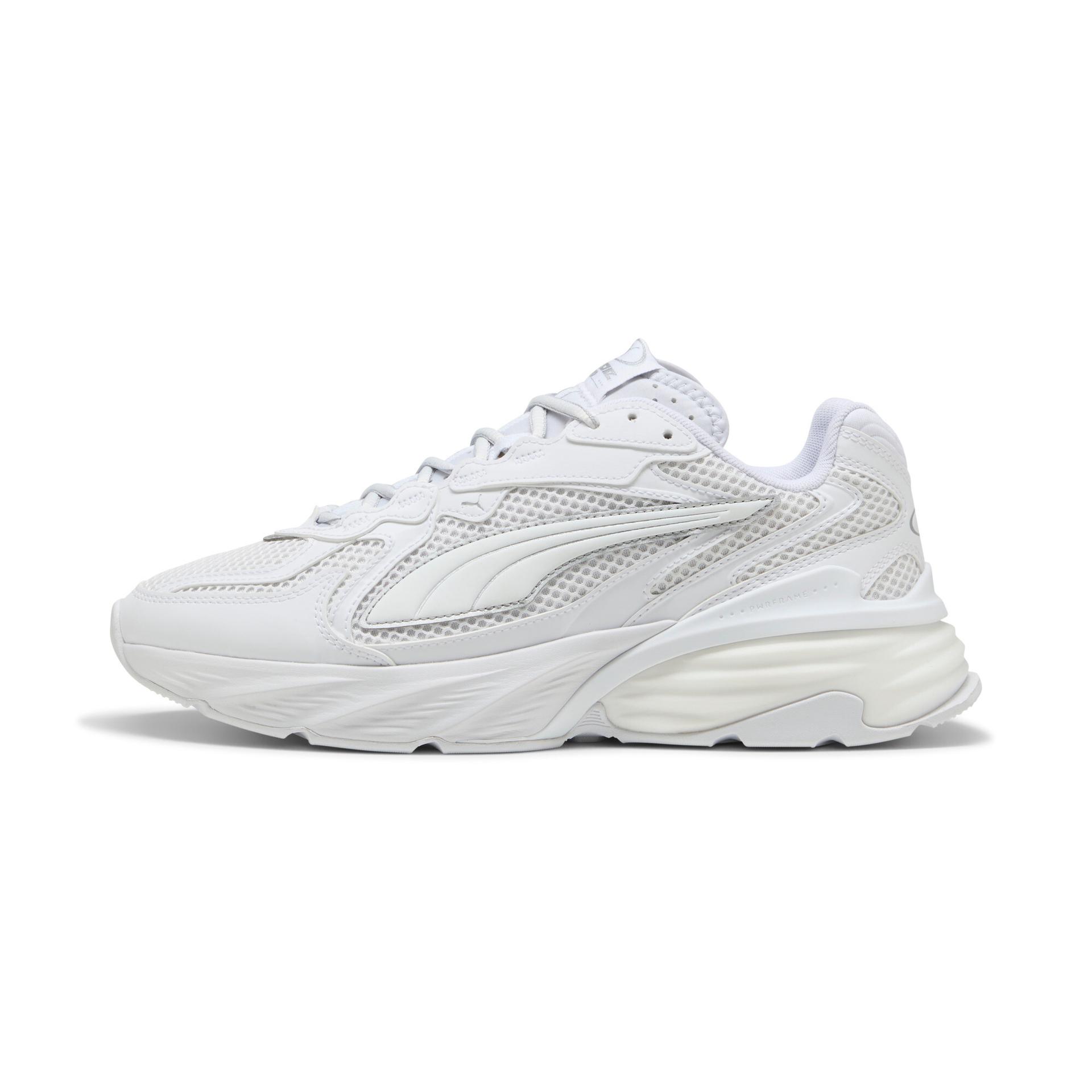 puma fade sneakers in white, size 9.5