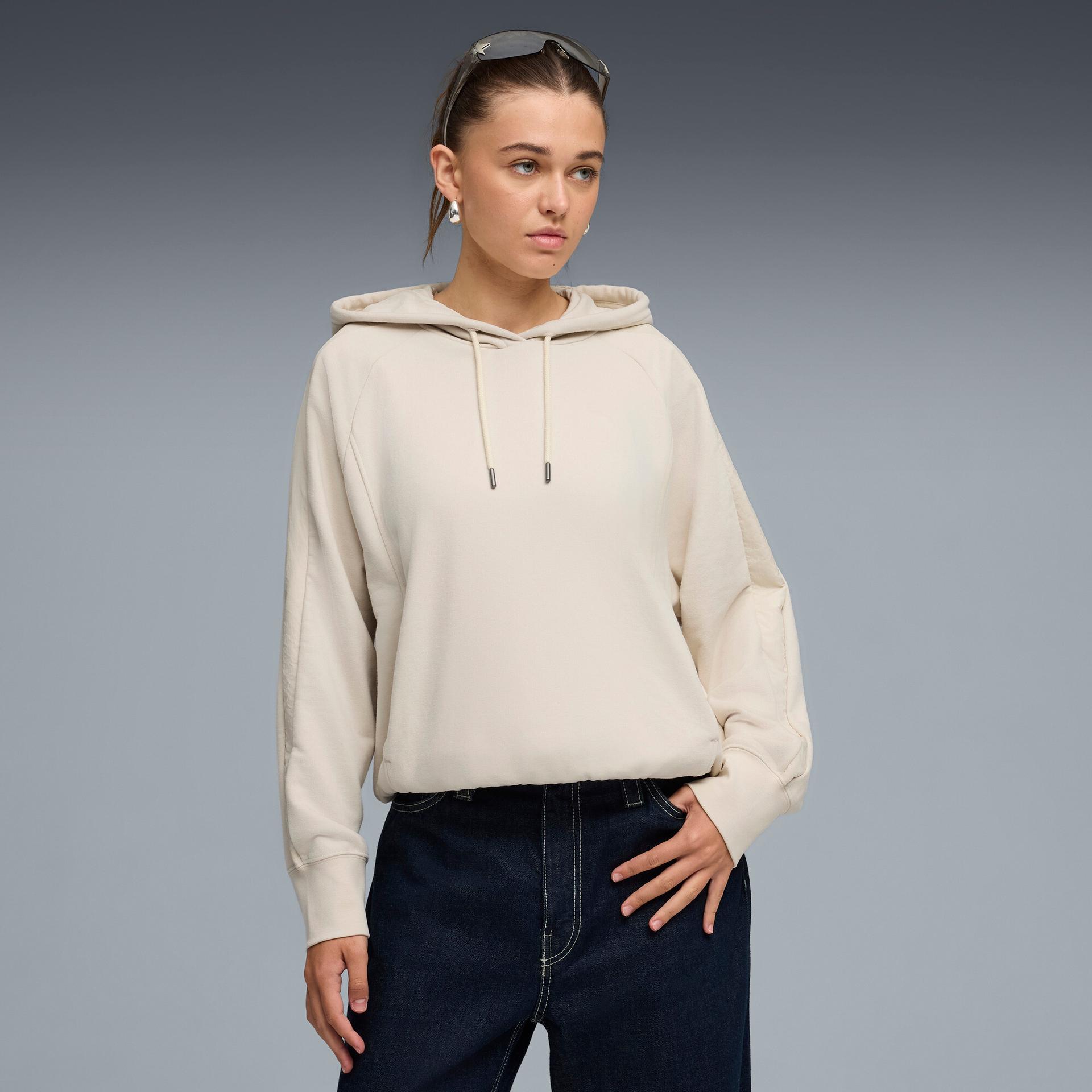 puma her women's oversized hoodie in white, size xl