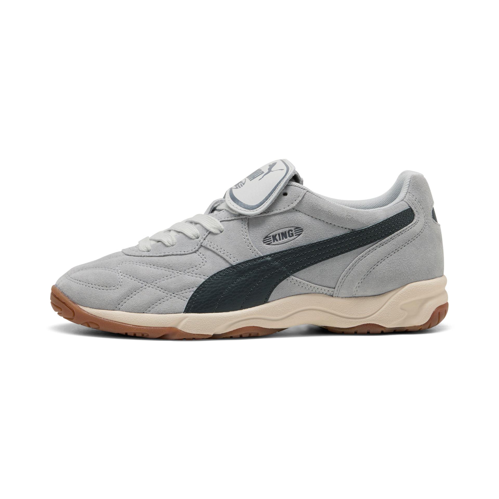 puma king indoor suede sneakers in grey, size 7.5
