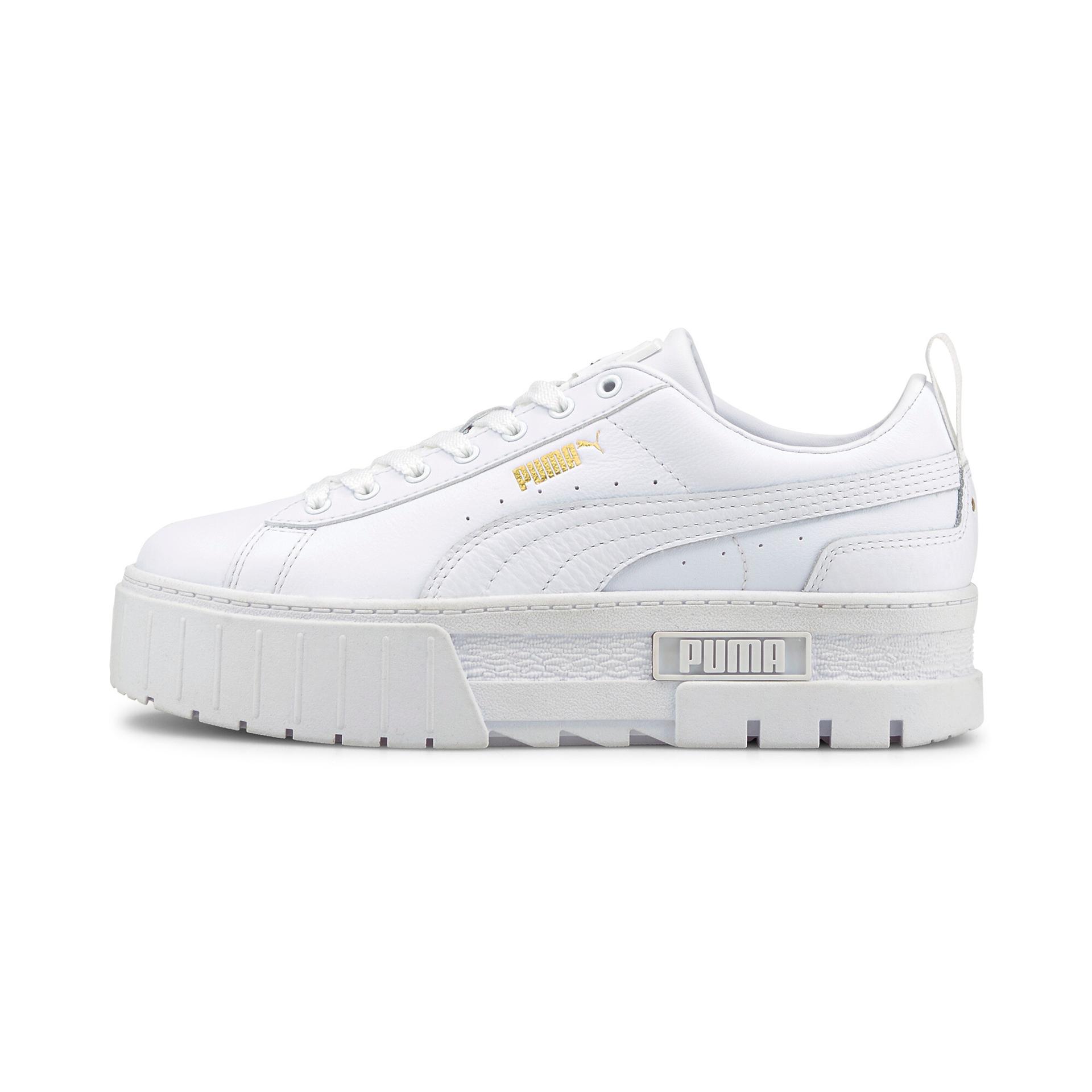 puma mayze classic women's sneakers in white, size 9.5