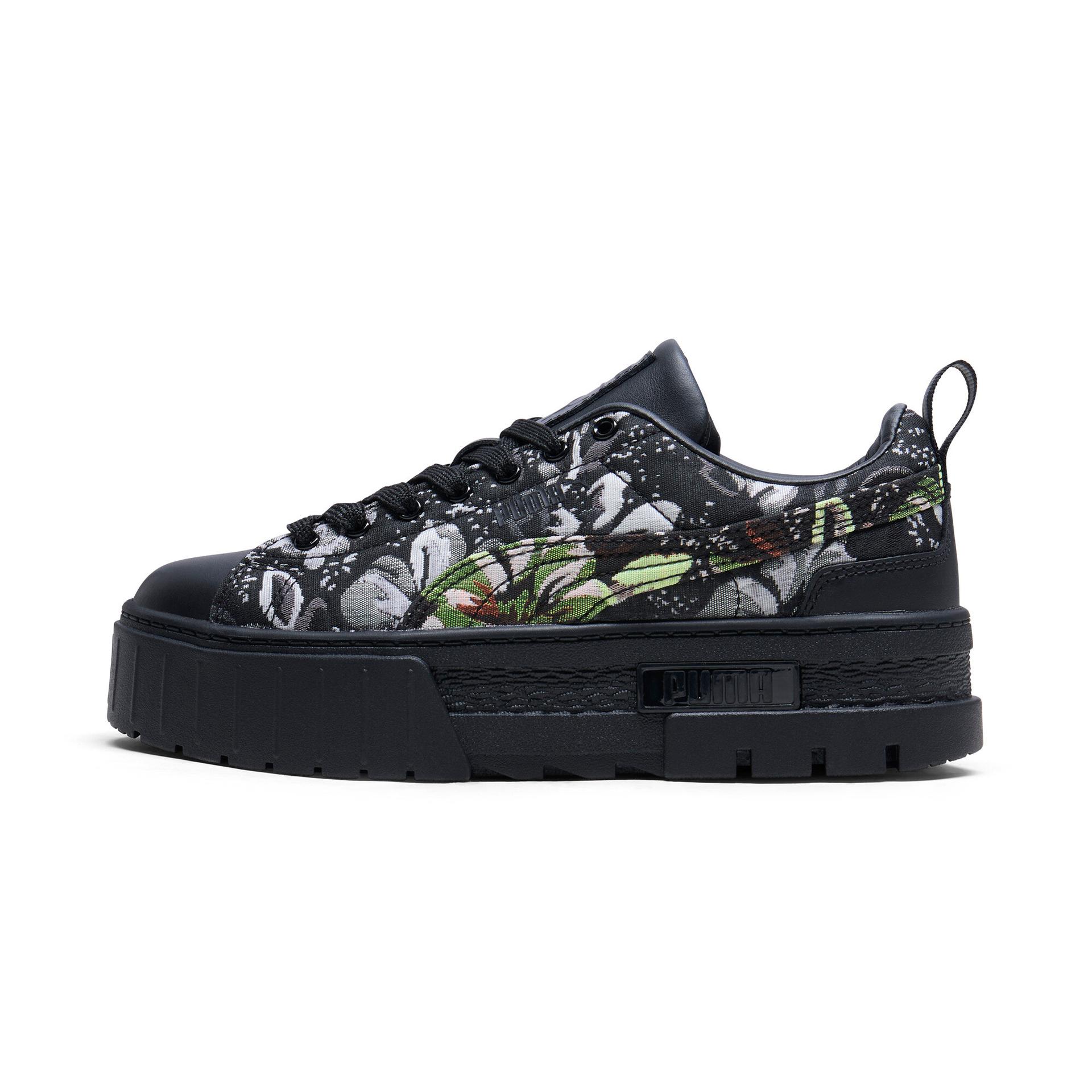 puma mayze dark floral women's sneakers in black, size 10