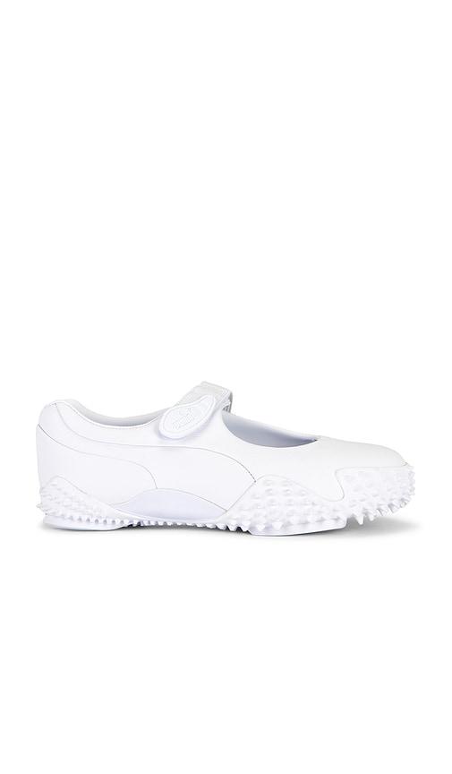puma select mostro fey flat in white. - size 6 (also in 7.5)