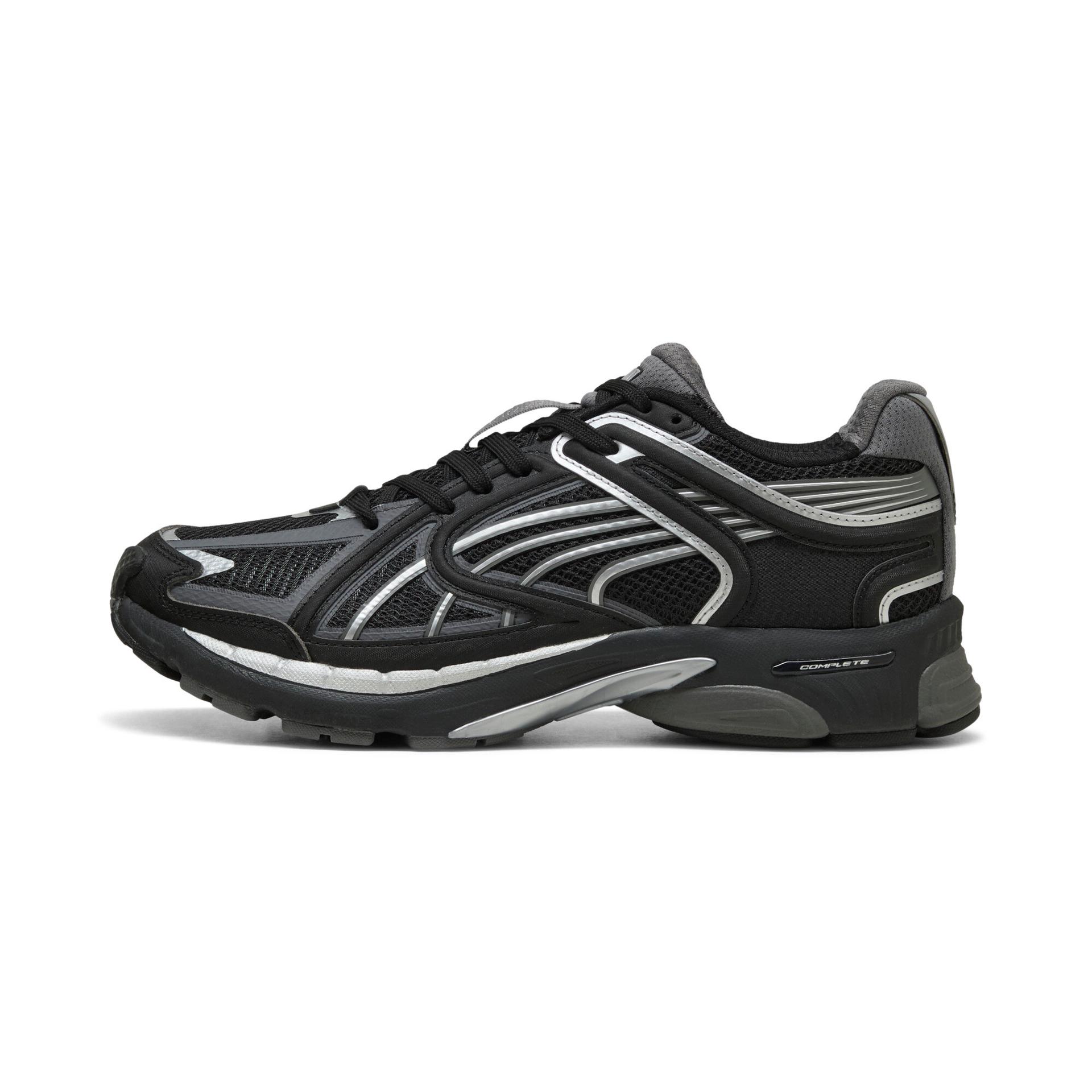 puma skyjet sneakers in black, size 7