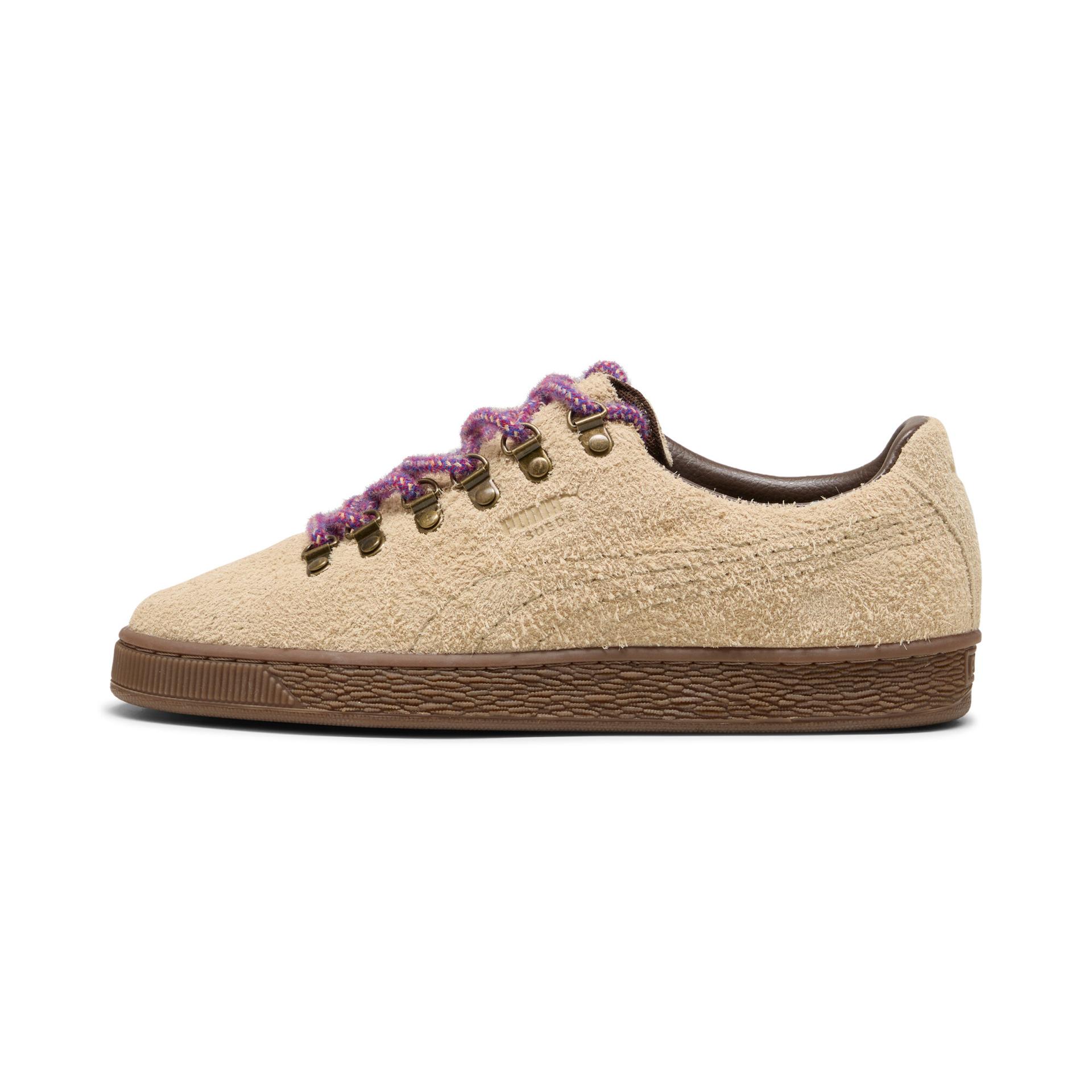 puma suede hike sneakers in beige, size 7