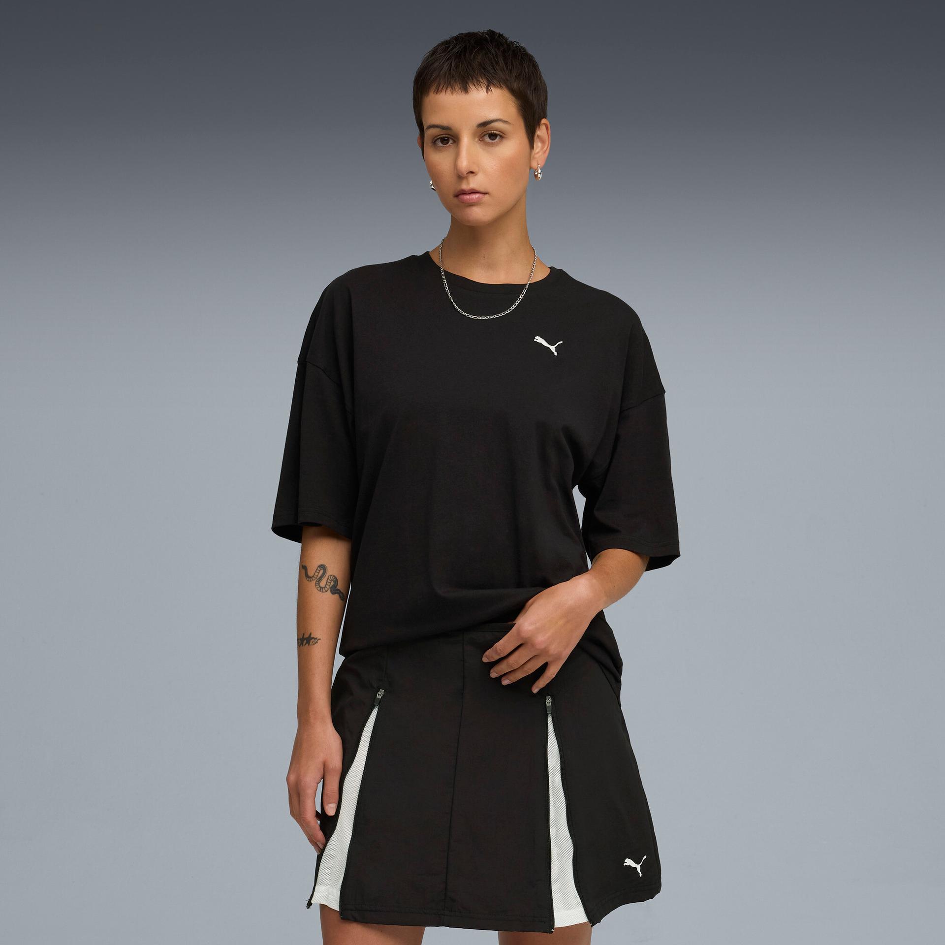 puma wardrobe essentials women's oversized t-shirt in black, size l