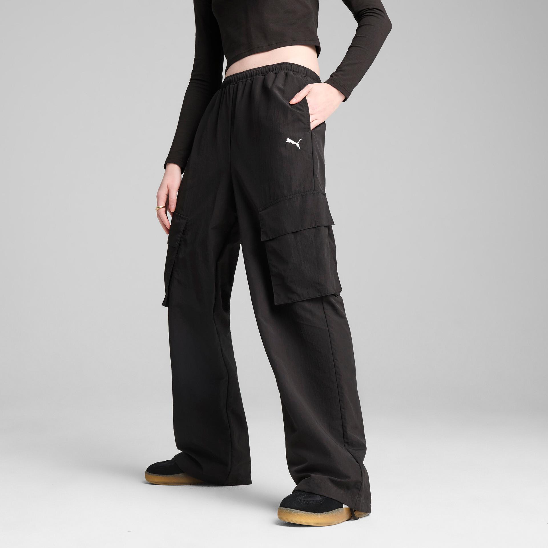 puma wardrobe essentials women's relaxed cargo pants in black, size xl