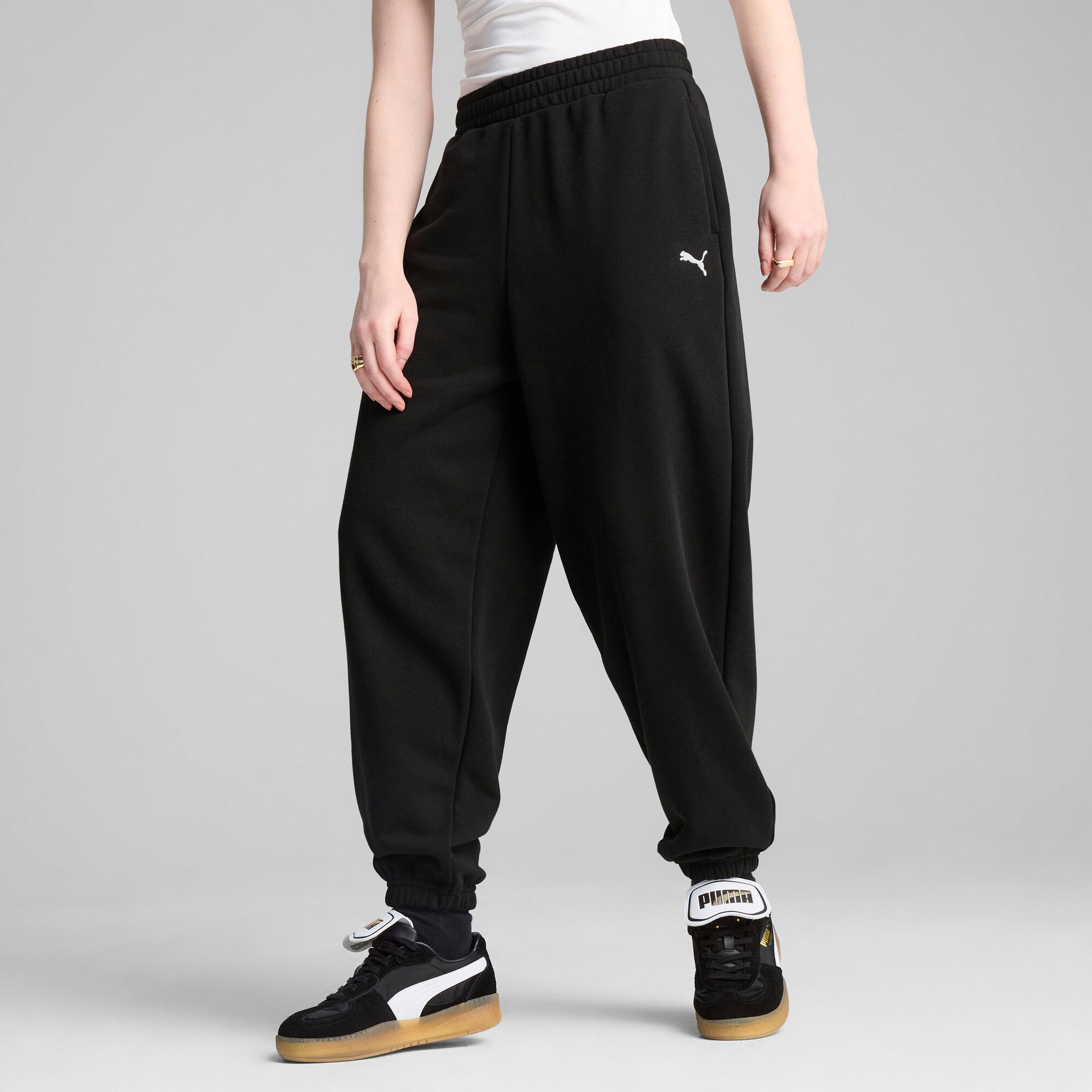 puma wardrobe essentials women's relaxed sweatpants in black, size l