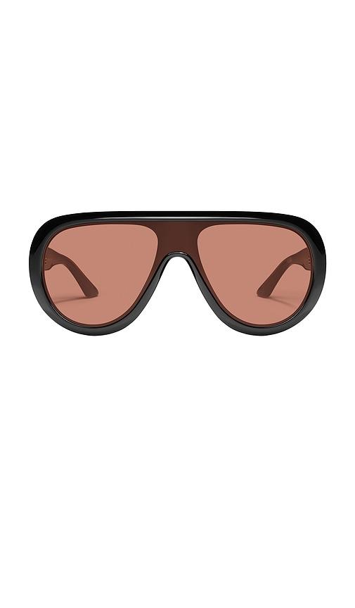 quay set list sunglasses in black.