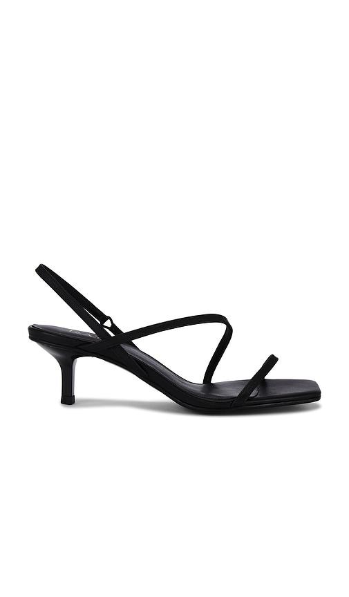 raye harper sandal in black. - size 7 (also in 8, 8.5)