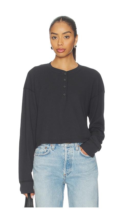 re/done boxy waffle henley top in black. - size l (also in xs)