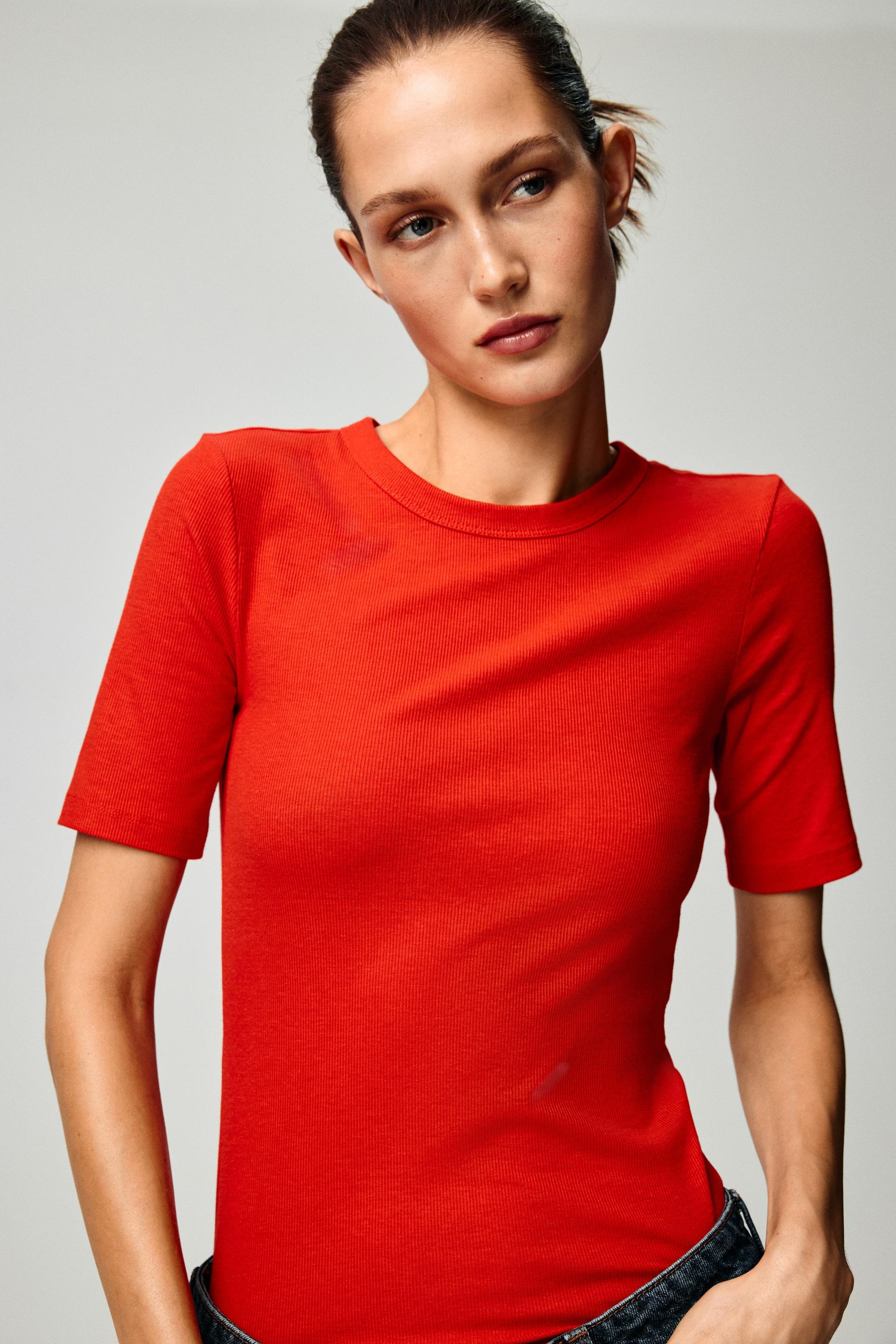 ribbed t-shirt