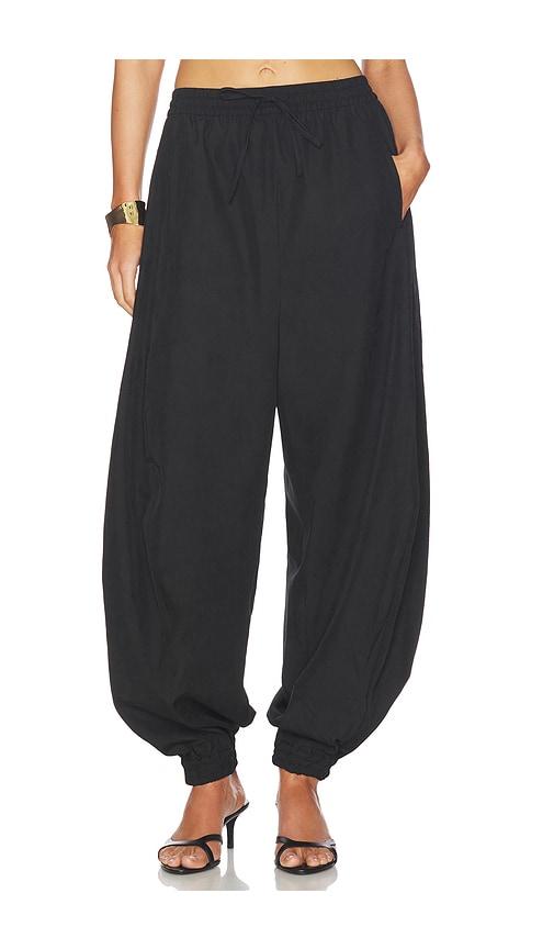 rohe balloon track pants in black. - size 32 (also in 34, 36, 40)