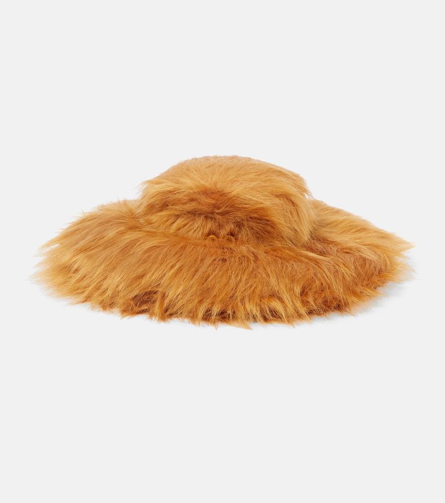 ruslan baginskiy hat