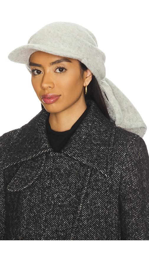 ruslan baginskiy scarf visor in grey.