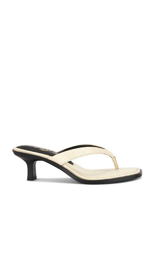 sam edelman dollie sandal in neutral. - size 6.5 (also in 8)