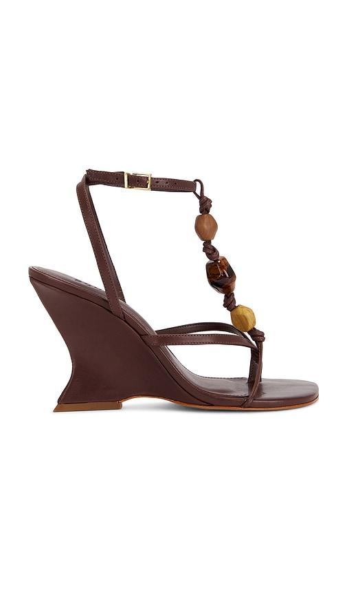 schutz x revolve amber sandal in brown. - size 10 (also in 8, 8.5)