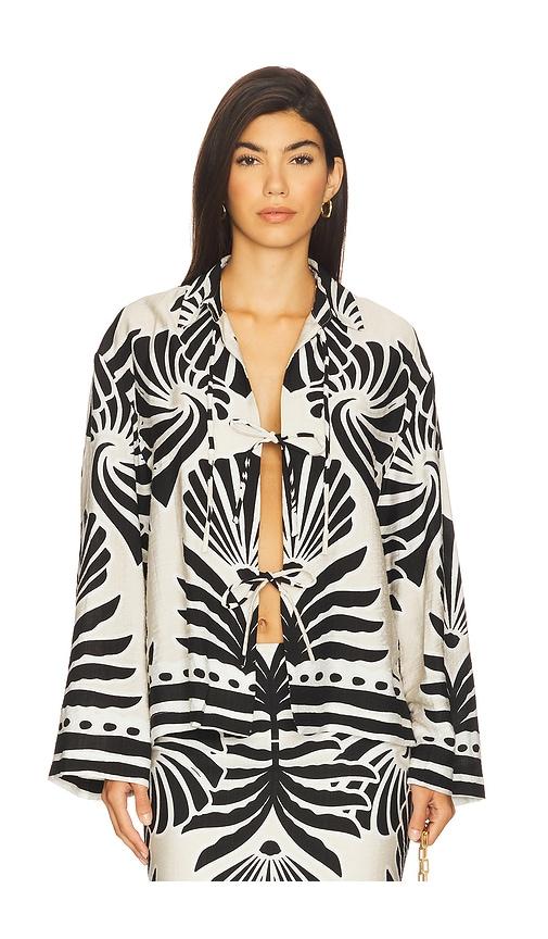 seven wonders clementine sleeved top in beige,black. - size l (also in xs, s, m)