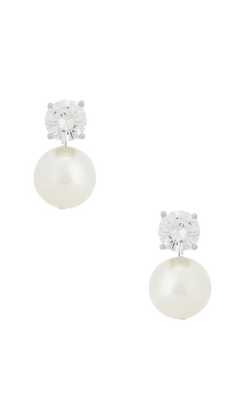shashi jones stud earring in ivory.