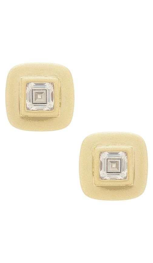 shashi reagan square studs in metallic gold.