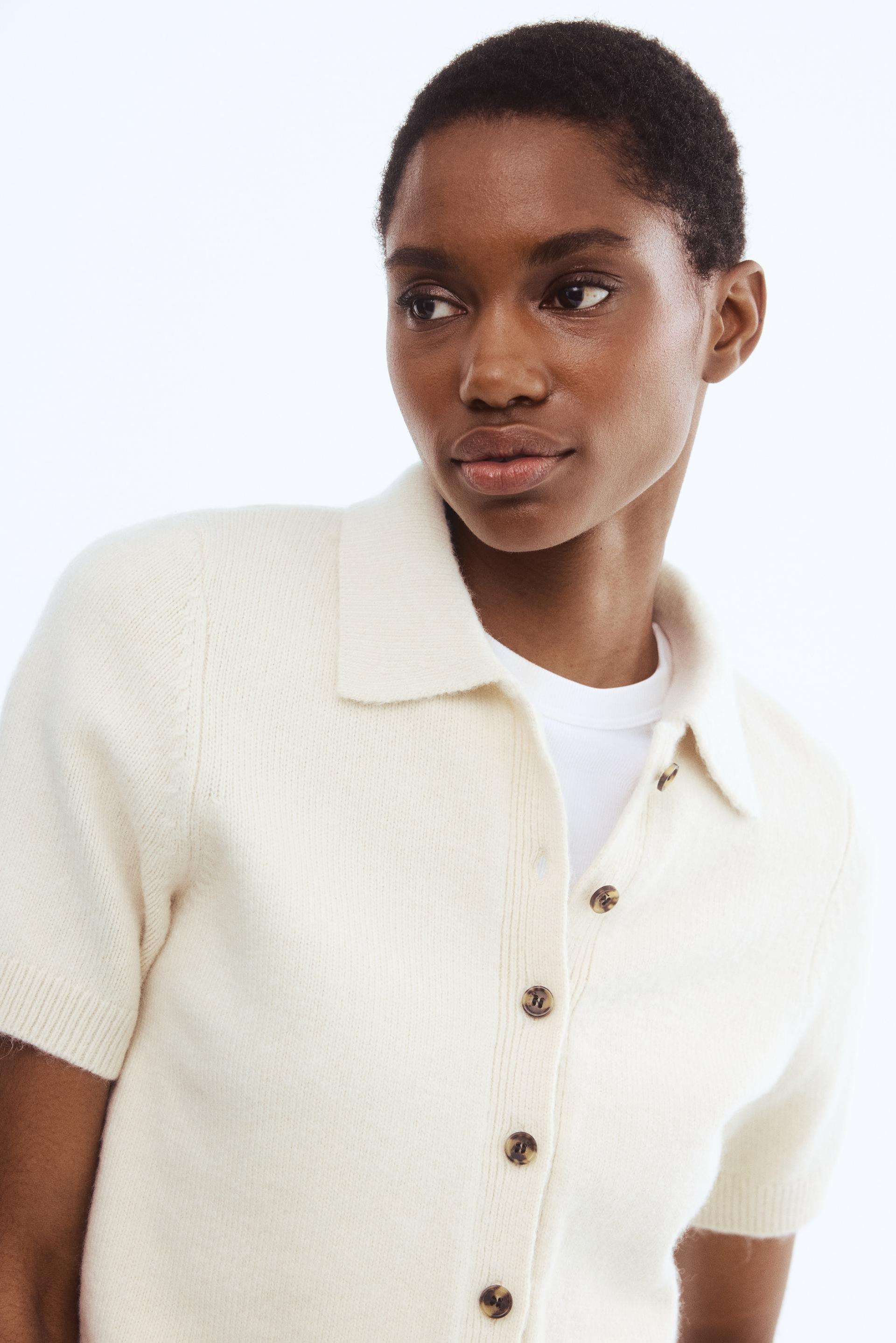 short-sleeved cardigan with collar