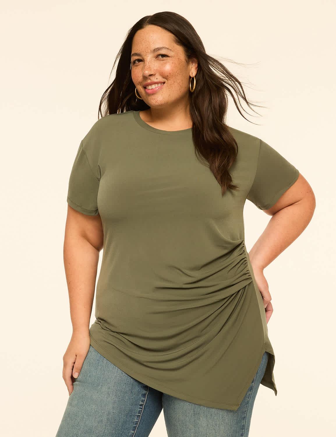 side-ruched asymmetrical-hem top
