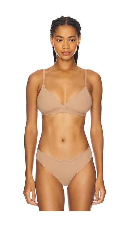 skims fits everybody crossover bralette in beige. - size l (also in xs, s, m, xl, xxl)