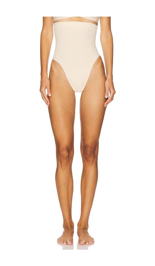 skims seamless sculpt high waist thong in nude. - size l (also in xxs, xs, s, m, xl, xxl)